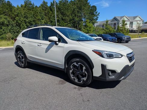 Used 2023 Subaru Crosstrek 2.5i Limited w/ Moonroof Package AWD/4WD image 2