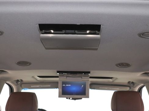 Used 2019 Cadillac Escalade ESV Premium Luxury image 44