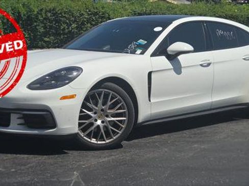 Used 2017 Porsche Panamera 4 AWD/4WD image 2