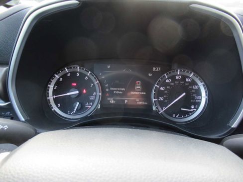 Used 2022 Toyota Highlander XLE image 38