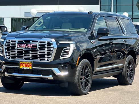 Used 2026 GMC Yukon Denali w/ Denali Reserve Package AWD/4WD image 8