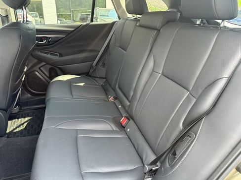 Used 2024 Subaru Outback Limited AWD/4WD image 11