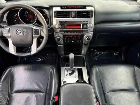Used 2010 Toyota 4Runner Limited image 4