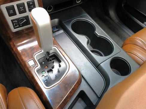 Used 2008 Toyota Sequoia Platinum image 65