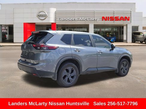 Used 2026 Nissan Rogue SV w/ Cold Weather Package FWD image 3