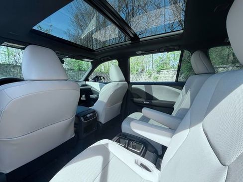 New 2026 Lexus TX 350 AWD image 15