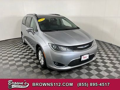 Used 2018 Chrysler Pacifica Touring-L