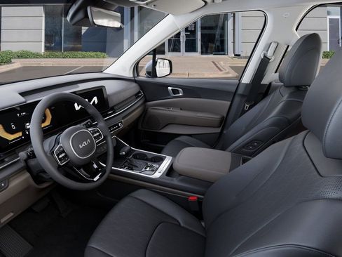 New 2026 Kia Carnival EX FWD image 21