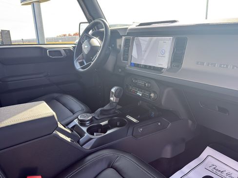 New 2025 Ford Bronco Outer Banks image 12