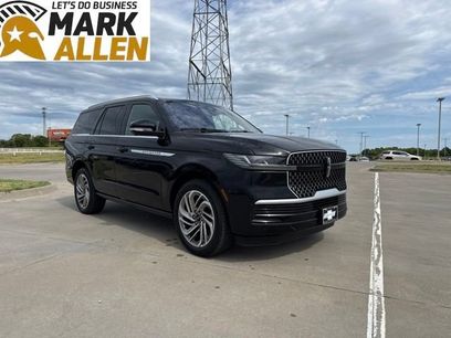 Used 2025 Lincoln Navigator Reserve
