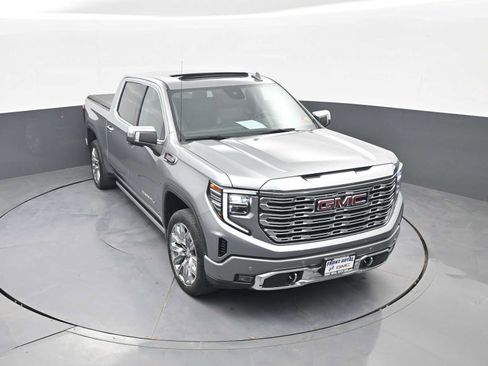 Used 2024 GMC Sierra 1500 Denali w/ Denali Reserve Package AWD/4WD image 28