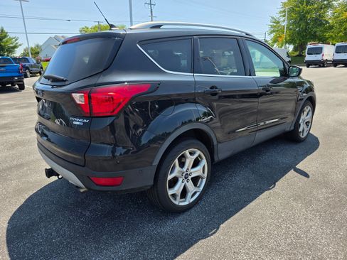 Used 2019 Ford Escape Titanium AWD/4WD image 5
