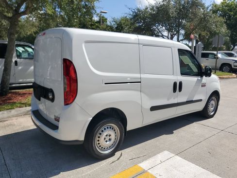 Used 2022 RAM ProMaster City Tradesman FWD image 6