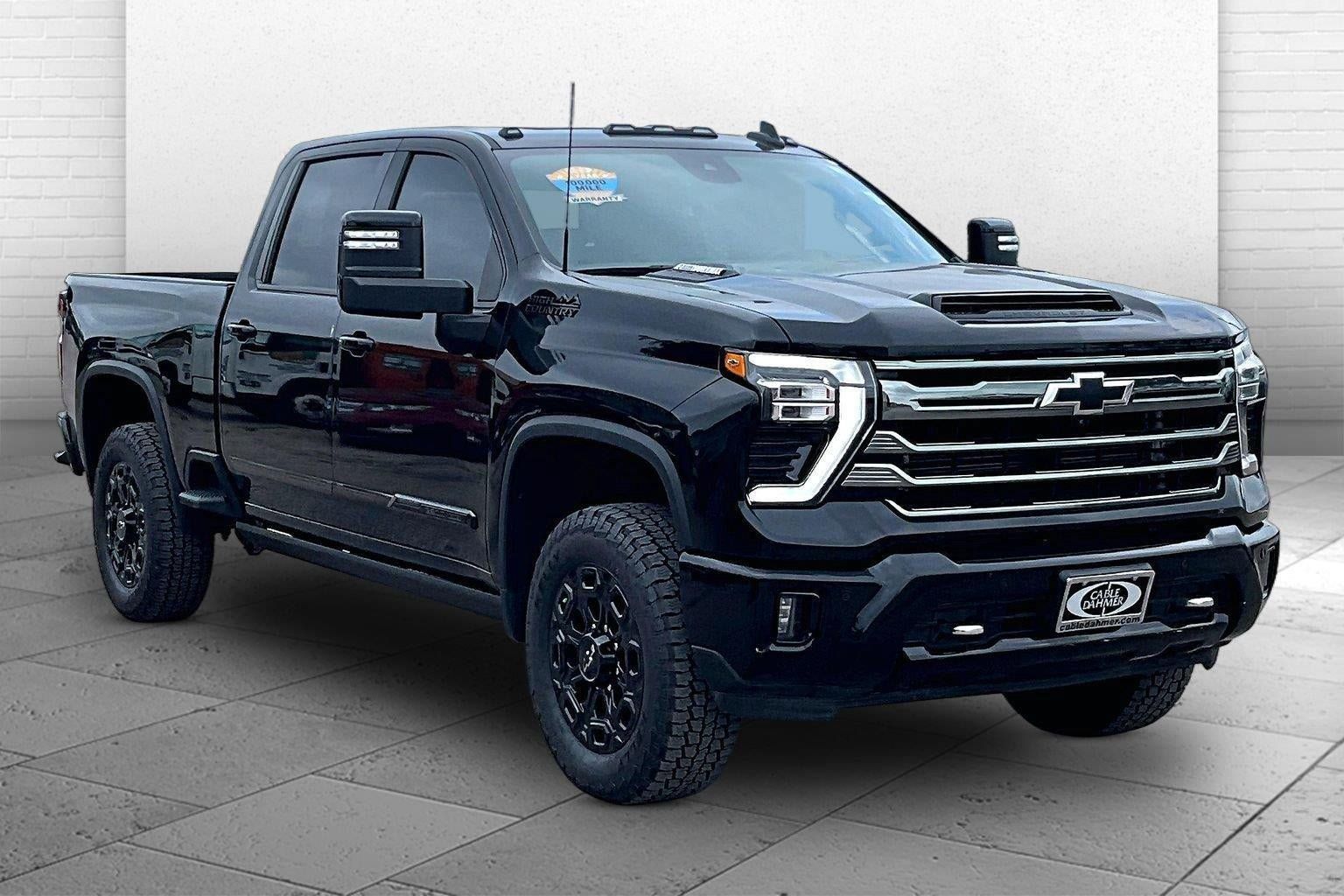 Used 2024 Chevrolet Silverado 2500 High Country w/ Midnight Edition AWD/4WD image 1