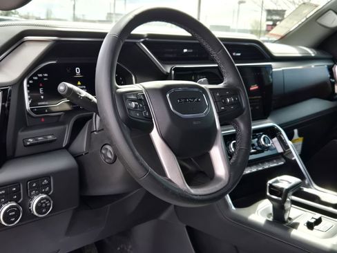 Used 2024 GMC Sierra 1500 Denali w/ Technology Package image 4