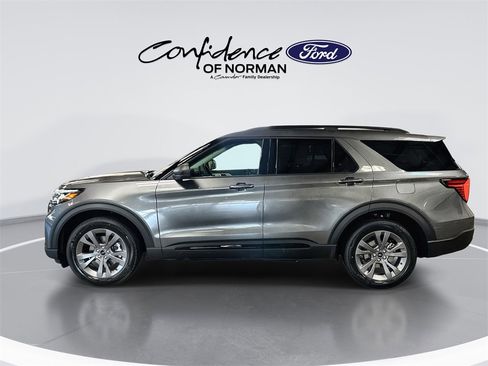 New 2026 Ford Explorer Active image 5