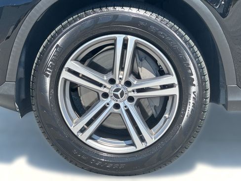 Used 2020 Mercedes-Benz GLC 300 4MATIC image 13