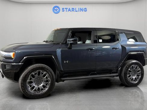 Certified 2025 GMC Hummer EV 3X AWD/4WD image 3