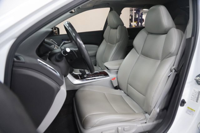 Used 2016 Acura TLX FWD image 19