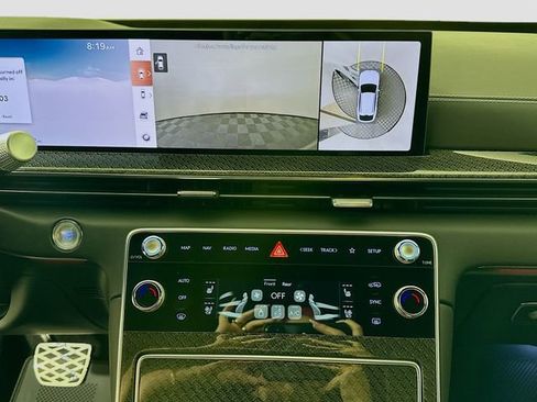 New 2026 Genesis GV80 3.5T e-SC image 13