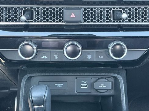 Used 2023 Honda Civic Sport image 17