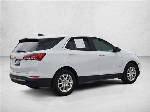 Used 2024 Chevrolet Equinox LT FWD image 5