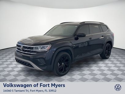 Used 2023 Volkswagen Atlas SE w/ Black Wheel Package