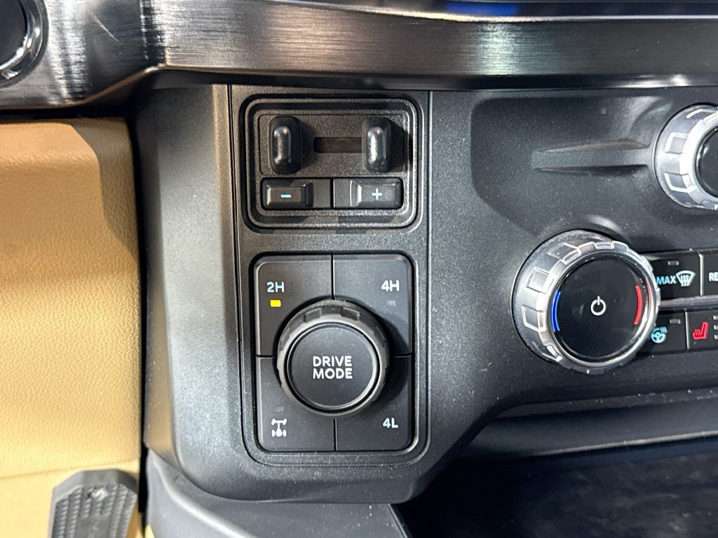 Used 2024 Ford F250 Lariat w/ Chrome Package AWD/4WD image 36