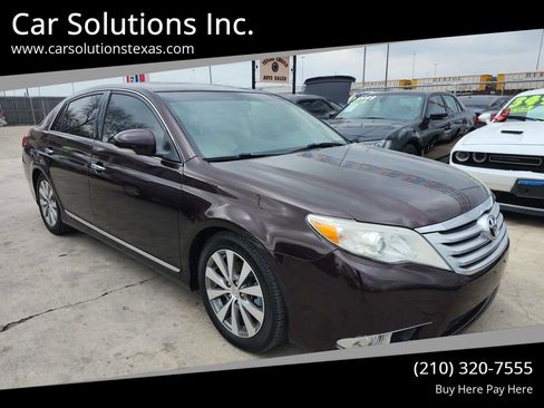 Used 2011 Toyota Avalon Limited image 1