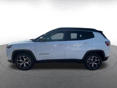 Used 2025 Jeep Compass Limited AWD/4WD image 8