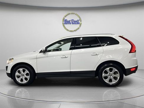 Used 2013 Volvo XC60 3.2 AWD/4WD image 2
