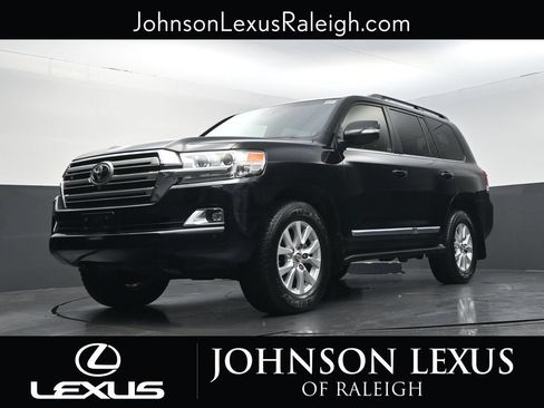 Used 2016 Toyota Land Cruiser AWD/4WD image 17