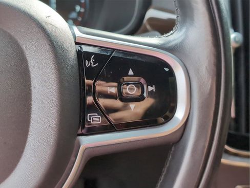 Used 2018 Volvo S90 T6 Momentum w/ Convenience Package AWD/4WD image 23