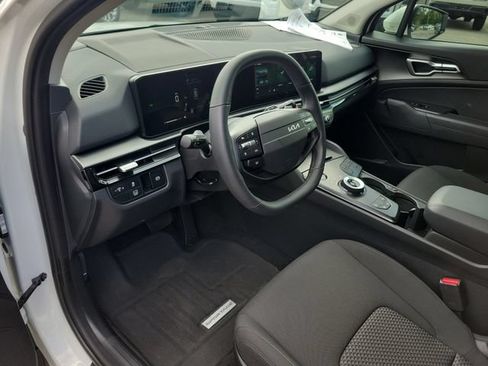 Used 2026 Kia Sportage LX FWD image 22