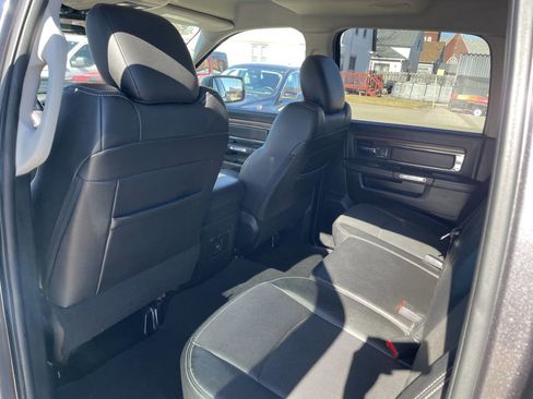 Used 2014 RAM 1500 Laramie w/ Convenience Group image 12