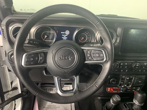Used 2020 Jeep Gladiator Rubicon AWD/4WD image 21