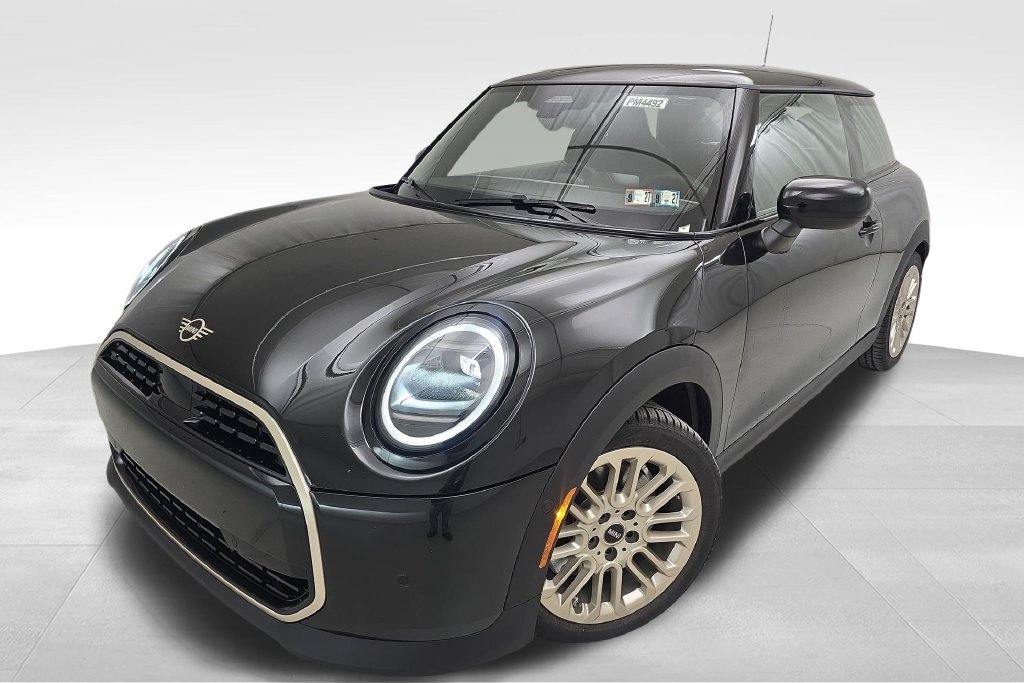 New 2027 MINI Cooper 2-Door Hardtop FWD image 1