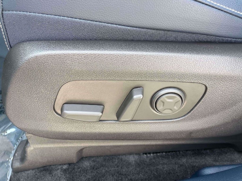 Certified 2026 Kia Carnival SX Prestige FWD image 19
