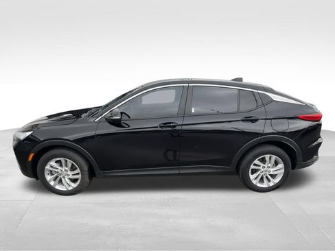 Used 2024 Buick Envista Preferred w/ Convenience I Package FWD image 5
