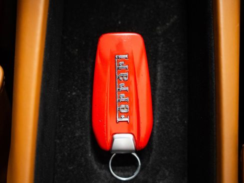 Used 2018 Ferrari 488 Spider image 27