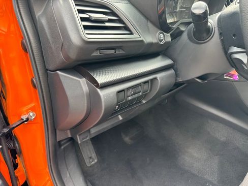 Used 2019 Subaru Crosstrek 2.0i w/ Eyesight System image 43