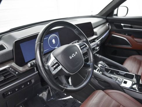 Used 2023 Kia Telluride SX Prestige image 16
