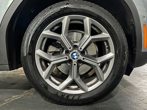 Used 2024 BMW X3 xDrive30i w/ Premium Package AWD/4WD image 9