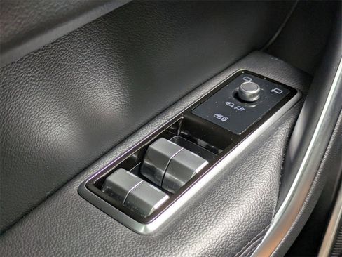 Used 2022 Jaguar F-PACE S image 26