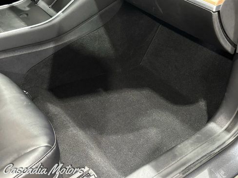 Used 2019 Tesla Model 3 Long Range AWD/4WD image 23