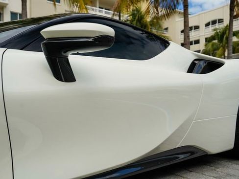 Used 2023 Ferrari SF90 Stradale image 10