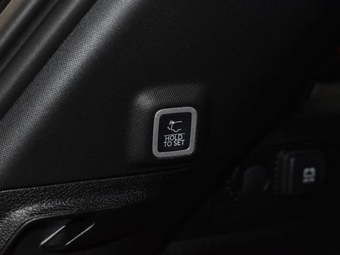 New 2025 Jeep Grand Cherokee Altitude w/ Trailer Tow Package image 33