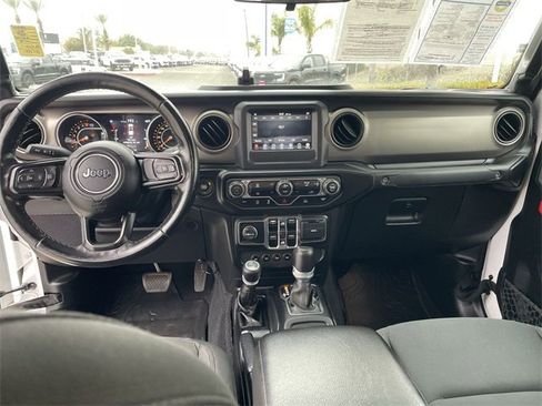 Used 2021 Jeep Gladiator Sport image 19