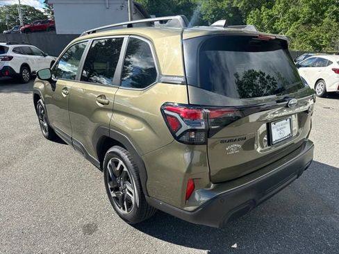 Used 2025 Subaru Forester Limited AWD/4WD image 5
