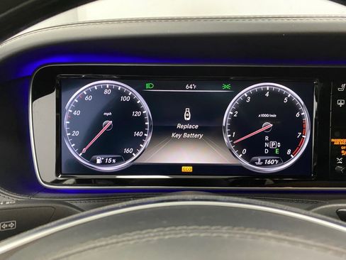 Used 2014 Mercedes-Benz S 550 Sedan image 34